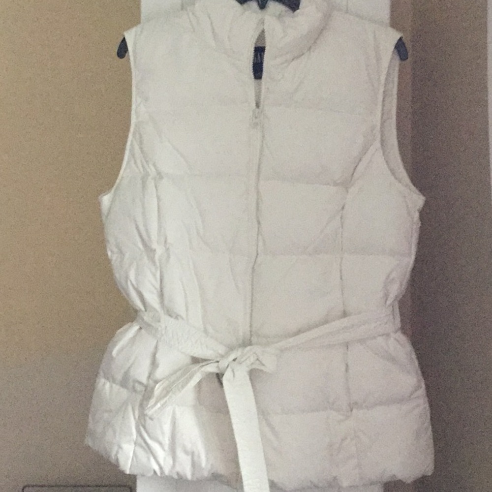 GAP VEST size: large (New)